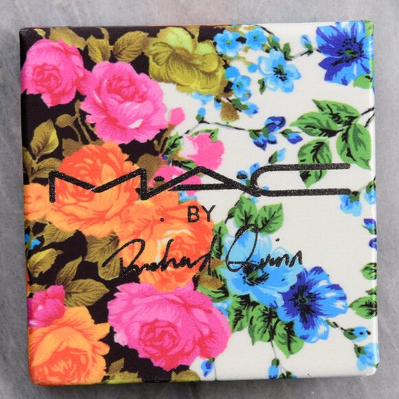 MAC By Richard Quinn Extra Dimension Skinfinish - Day Glow (Limited Edition) - Picture 3 of 3